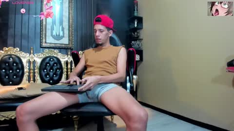 Snapshot of kevin__max_ chatting on February 1, 2025, 7:26 am Kev online show from February 1, 2025, 7:26 am