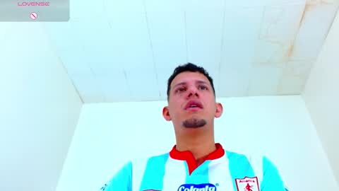 Snapshot of kevin__max_ chatting on October 6, 2025, 7:11 pm Kev online show from October 6, 2025, 7:11 pm