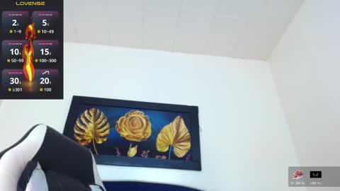 Snapshot of kevin__max_ chatting on November 26, 2025, 11:44 am Kev online show from November 26, 2025, 11:44 am