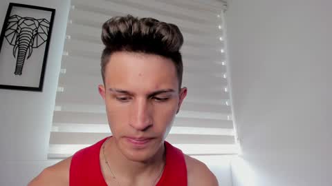 Snapshot of kevin_ahs1 chatting on December 15, 2024, 4:26 pm Kevin Ahs online show from December 15, 2024, 4:26 pm