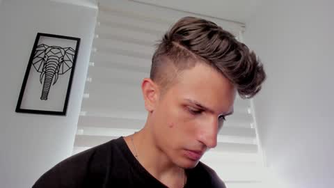 Snapshot of kevin_ahs1 chatting on January 27, 2025, 3:18 pm Kevin Ahs online show from January 27, 2025, 3:18 pm