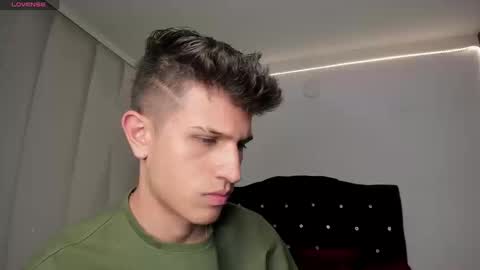 Snapshot of kevin_ahs1 chatting on September 16, 2025, 12:00 am Kevin Ahs online show from September 16, 2025, 12:00 am