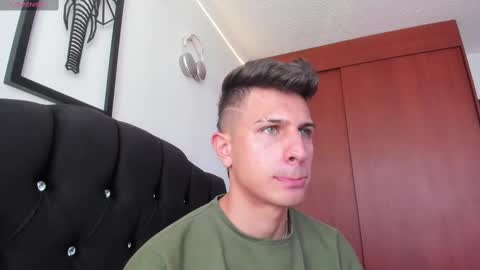 Snapshot of kevin_ahs1 chatting on November 22, 2025, 8:30 pm Kevin Ahs online show from November 22, 2025, 8:30 pm