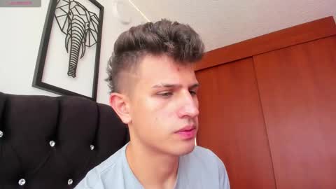 Snapshot of kevin_ahs1 chatting on November 28, 2025, 4:09 pm Kevin Ahs online show from November 28, 2025, 4:09 pm