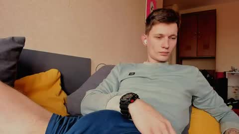 Snapshot of kevin_hornyyy chatting on May 20, 2026, 7:03 am kevin online show from May 20, 2026, 7:03 am