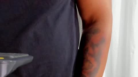 Snapshot of kevin_lance chatting on December 28, 2024, 7:33 am Kevin Lance online show from December 28, 2024, 7:33 am