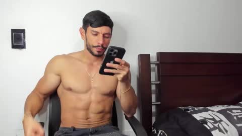 Snapshot of kevin_malone22 chatting on December 19, 2025, 9:11 pm kevin_malone22 online show from December 19, 2025, 9:11 pm