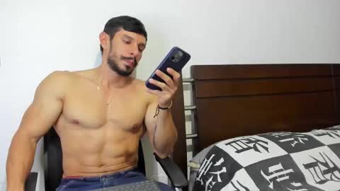 Snapshot of kevin_malone22 chatting on March 25, 2026, 1:33 am kevin_malone22 online show from March 25, 2026, 1:33 am