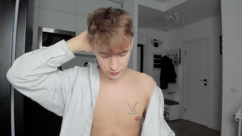 Snapshot of kevin_martin8 chatting on January 15, 2025, 2:17 am Kevin Martin online show from January 15, 2025, 2:17 am