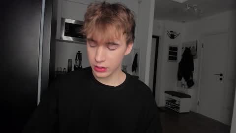 Snapshot of kevin_martin8 chatting on March 2, 2025, 9:01 pm Kevin Martin online show from March 2, 2025, 9:01 pm