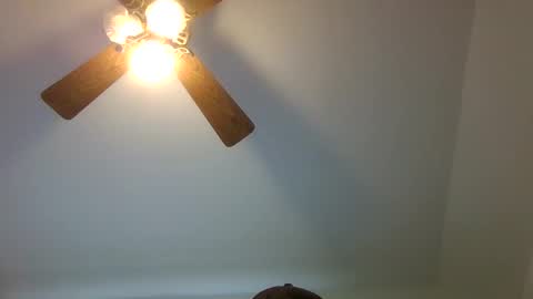 Snapshot of kevinj6969 chatting on November 19, 2025, 4:18 pm kevinj6969 online show from November 19, 2025, 4:18 pm