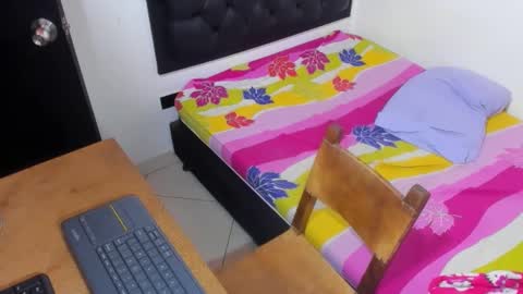 kevinkewma online show from November 24, 2025, 12:38 pm