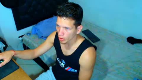 Snapshot of kevinkewma chatting on July 1, 2026, 10:06 am kevinkewma online show from July 1, 2026, 10:06 am