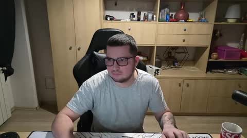 Kevinn online show from March 12, 2026, 8:59 pm