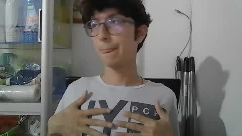 Snapshot of kevintdx chatting on October 6, 2025, 2:20 am kevintdx online show from October 6, 2025, 2:20 am