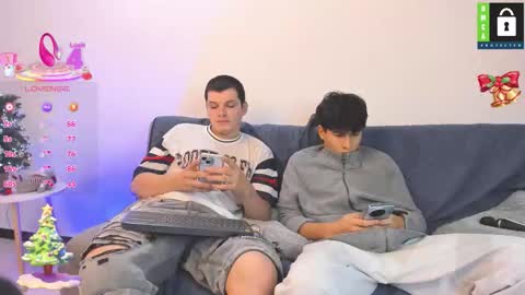 kevin and ottis online show from December 19, 2025, 3:35 am