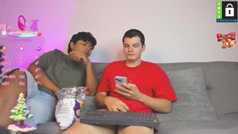 kevin and ottis online show from December 23, 2025, 4:32 am