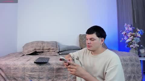 kevin and ottis online show from February 11, 2026, 2:05 am