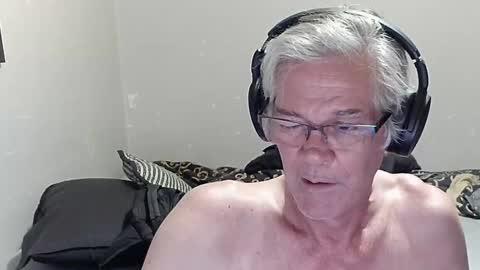 Snapshot of kevwestunder9696 chatting on March 9, 2025, 1:37 pm kevwestunder9696 online show from March 9, 2025, 1:37 pm