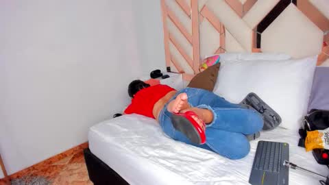 Snapshot of keyla_milf chatting on November 25, 2025, 2:55 am Keila Milf online show from November 25, 2025, 2:55 am