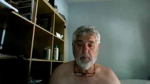 Snapshot of kfremat62 chatting on June 16, 2026, 10:18 am socjokremat online show from June 16, 2026, 10:18 am