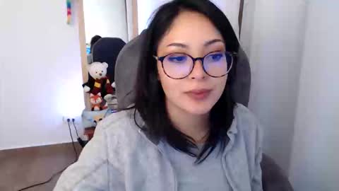 Snapshot of khal_girl chatting on December 15, 2025, 12:26 am Liss online show from December 15, 2025, 12:26 am