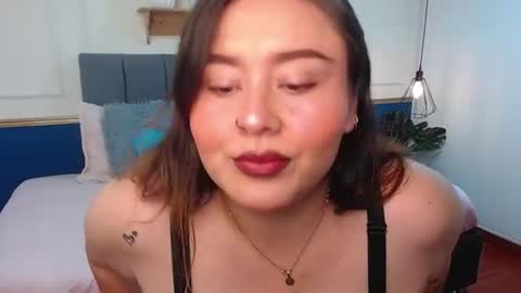 Snapshot of khalia_ chatting on July 19, 2026, 4:44 pm K H A I L A online show from July 19, 2026, 4:44 pm