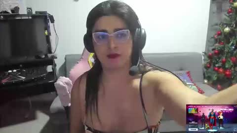 Khalifa Kasumi online show from November 26, 2025, 5:08 am