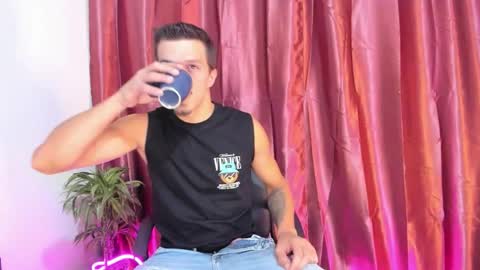 Snapshot of khatarsis2000 chatting on September 25, 2025, 3:10 am DonyBrown online show from September 25, 2025, 3:10 am