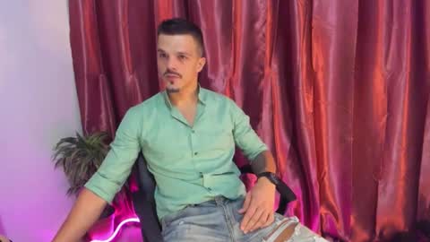 Snapshot of khatarsis2000 chatting on October 1, 2025, 3:45 am DonyBrown online show from October 1, 2025, 3:45 am