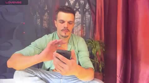 Snapshot of khatarsis2000 chatting on January 10, 2026, 7:32 am DonyBrown online show from January 10, 2026, 7:32 am