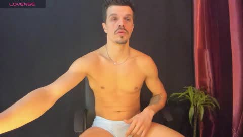 Snapshot of khatarsis2000 chatting on February 6, 2026, 4:17 am DonyBrown online show from February 6, 2026, 4:17 am