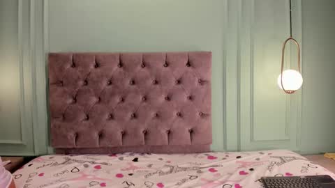 Snapshot of khaterine_hot_1 chatting on December 22, 2024, 3:11 am Kathe Hot online show from December 22, 2024, 3:11 am