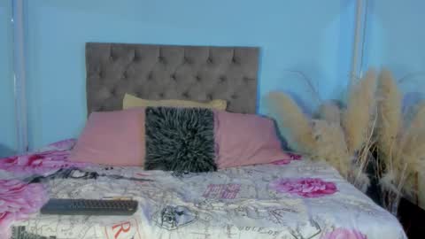 Snapshot of khaterine_hot_1 chatting on September 13, 2025, 7:35 pm Kathe Hot online show from September 13, 2025, 7:35 pm