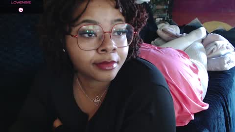 Snapshot of khayaparker chatting on December 20, 2024, 8:01 pm Khaya online show from December 20, 2024, 8:01 pm