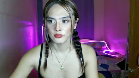 Snapshot of khelani_tsgirl4u chatting on January 3, 2025, 3:22 pm Khelani online show from January 3, 2025, 3:22 pm