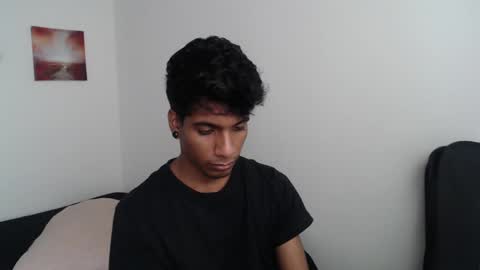 khevinlopezonig online show from February 14, 2025, 5:14 pm