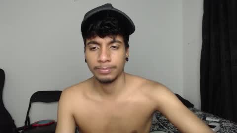 khevinlopezonig online show from October 29, 2025, 3:53 am