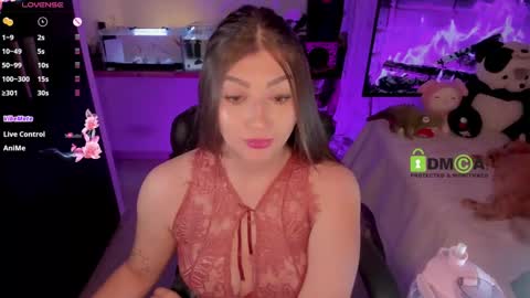 Snapshot of khionebesset chatting on January 23, 2025, 6:28 am Khi. online show from January 23, 2025, 6:28 am