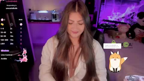 Snapshot of khionebesset chatting on January 25, 2025, 10:29 am Khi. online show from January 25, 2025, 10:29 am