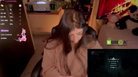 Snapshot of khionebesset chatting on February 14, 2025, 5:46 pm Khi. online show from February 14, 2025, 5:46 pm