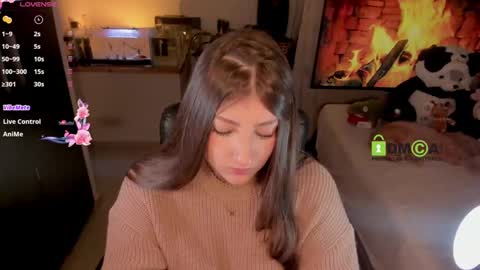 Snapshot of khionebesset chatting on February 28, 2025, 9:36 am Khi. online show from February 28, 2025, 9:36 am