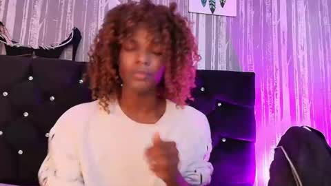 khler_angelis online show from November 18, 2025, 12:42 pm