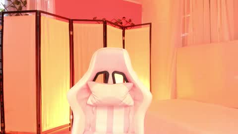 Khloe online show from October 13, 2025, 12:27 pm