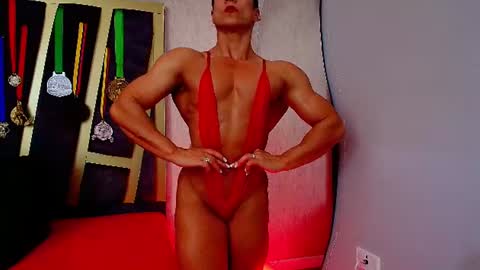 Snapshot of khloe_rossich chatting on July 7, 2026, 6:12 pm online show from July 7, 2026, 6:12 pm