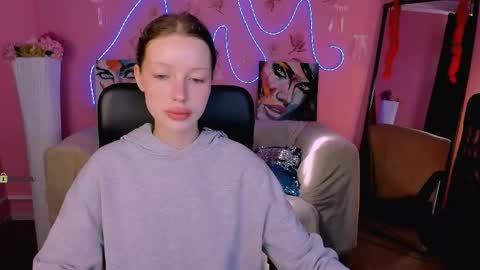 khloebeauty online show from June 8, 2026, 5:41 am