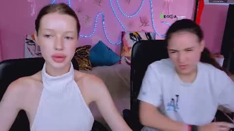 Snapshot of khloebeauty chatting on July 1, 2026, 5:42 am khloebeauty online show from July 1, 2026, 5:42 am