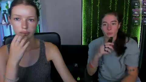 Snapshot of khloebeauty chatting on July 29, 2026, 6:44 am khloebeauty online show from July 29, 2026, 6:44 am