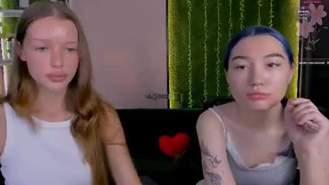 Snapshot of khloebeauty chatting on August 7, 2026, 12:18 pm khloebeauty online show from August 7, 2026, 12:18 pm