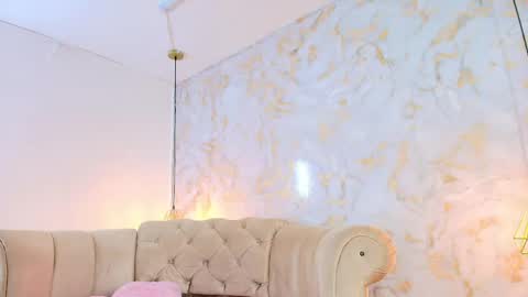 Snapshot of khloeblake chatting on May 16, 2026, 10:36 am Khloe online show from May 16, 2026, 10:36 am